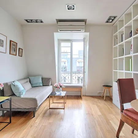 Marais, Seine 1br Ac By Melvane *